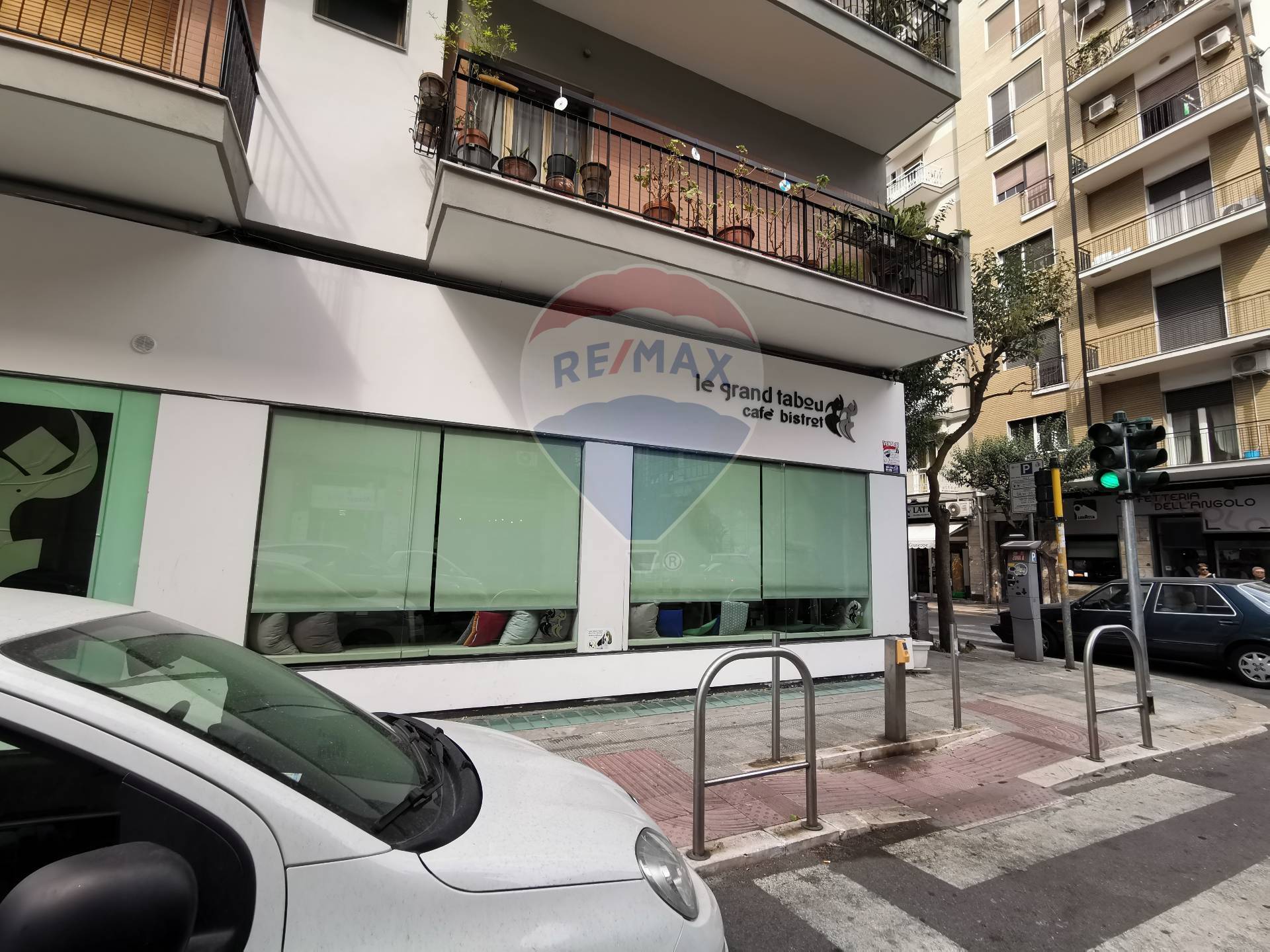 Negozio - Loc.Com. BARI vendita  Murat  RE/MAX Acquachiara