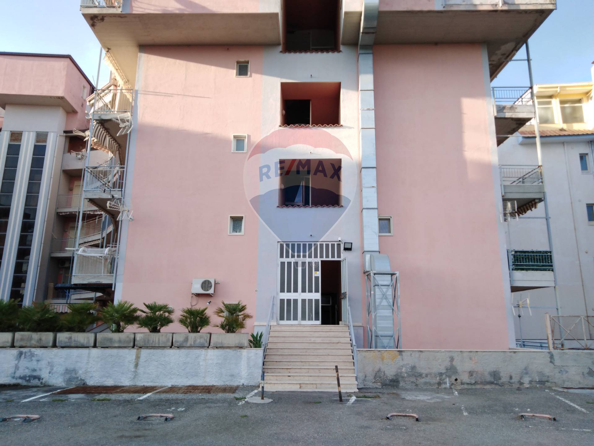 Appartamento GIARDINI-NAXOS vendita    RE/MAX Crea Casa