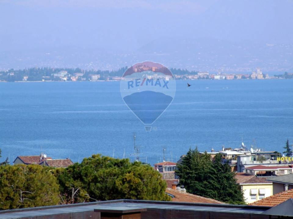Villa Unifamiliare - Indipendente DESENZANO DEL GARDA vendita    RE/MAX Expo 7