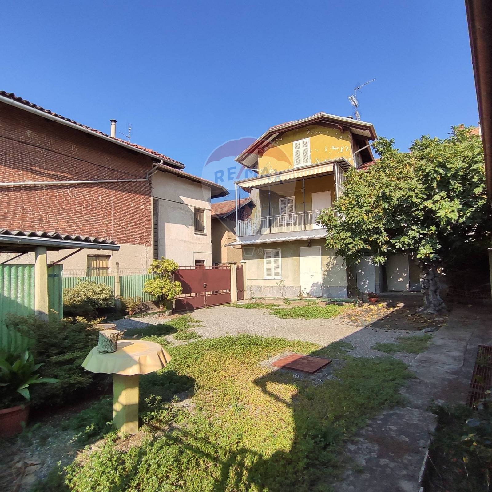 Villa Unifamiliare - Indipendente GAGLIANICO vendita    RE/MAX Unit