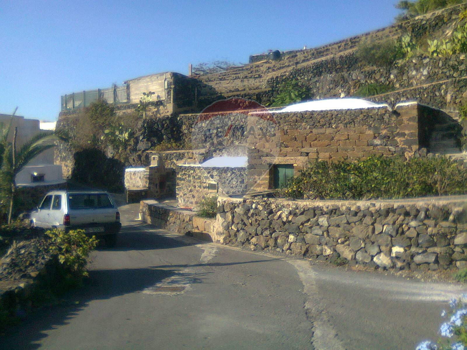 Villa PANTELLERIA vendita    RE/MAX Prima Classe