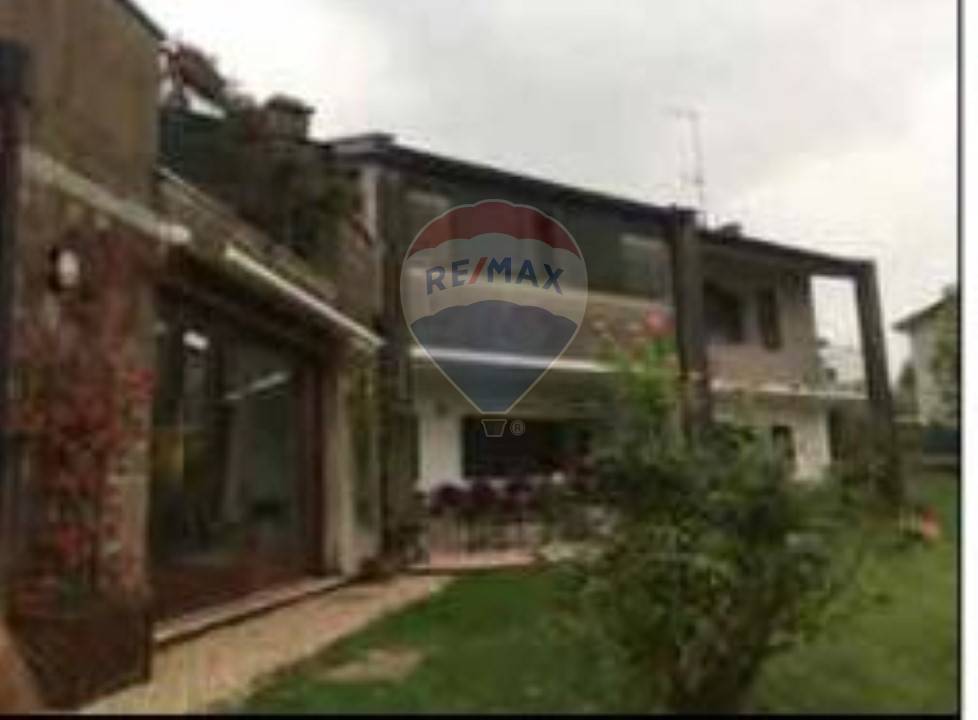 Villa ARCUGNANO vendita  Perarolo Pianazze  RE/MAX Target