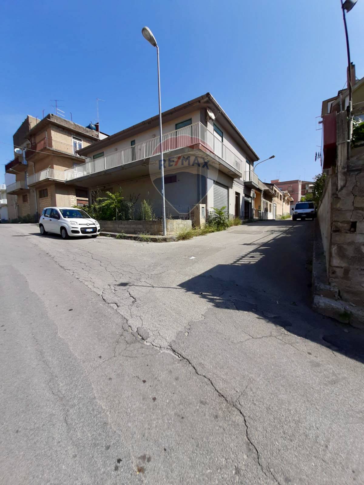  caltagirone vendita quart:  re/max realizza