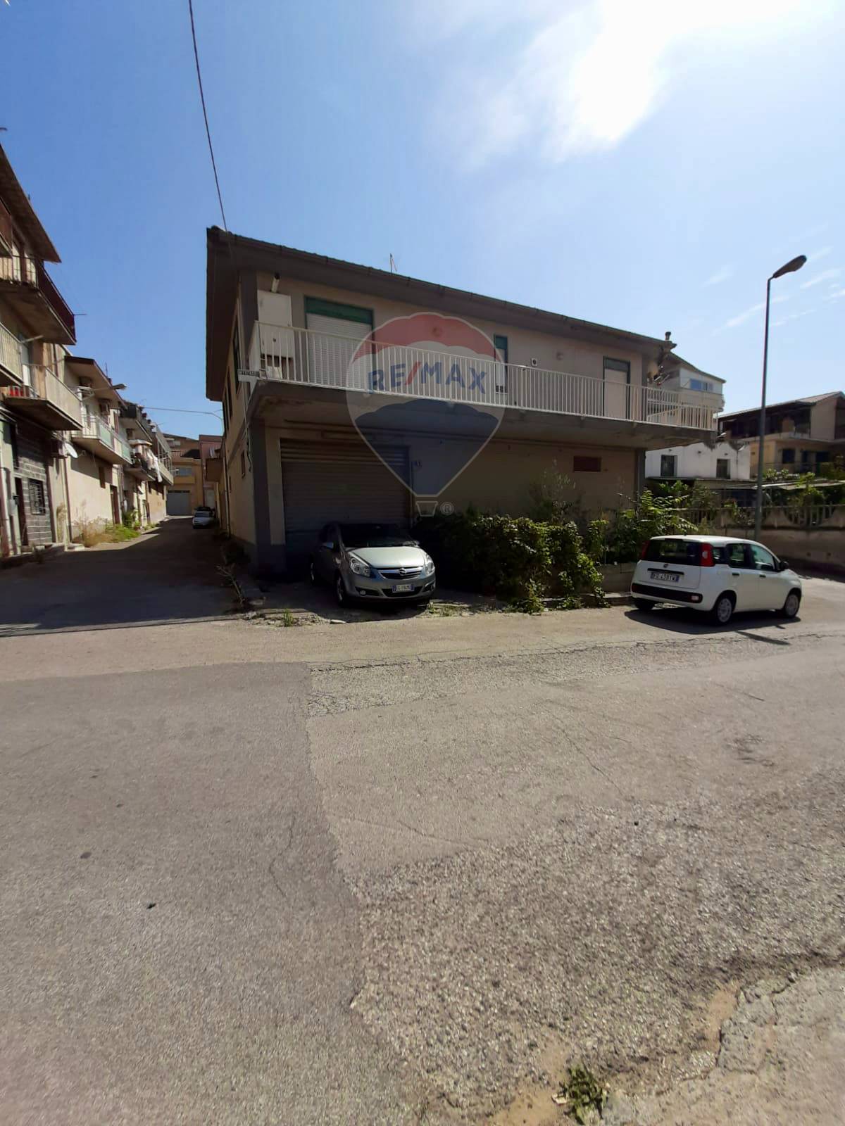 Villa Unifamiliare - Indipendente CALTAGIRONE vendita    RE/MAX Realizza