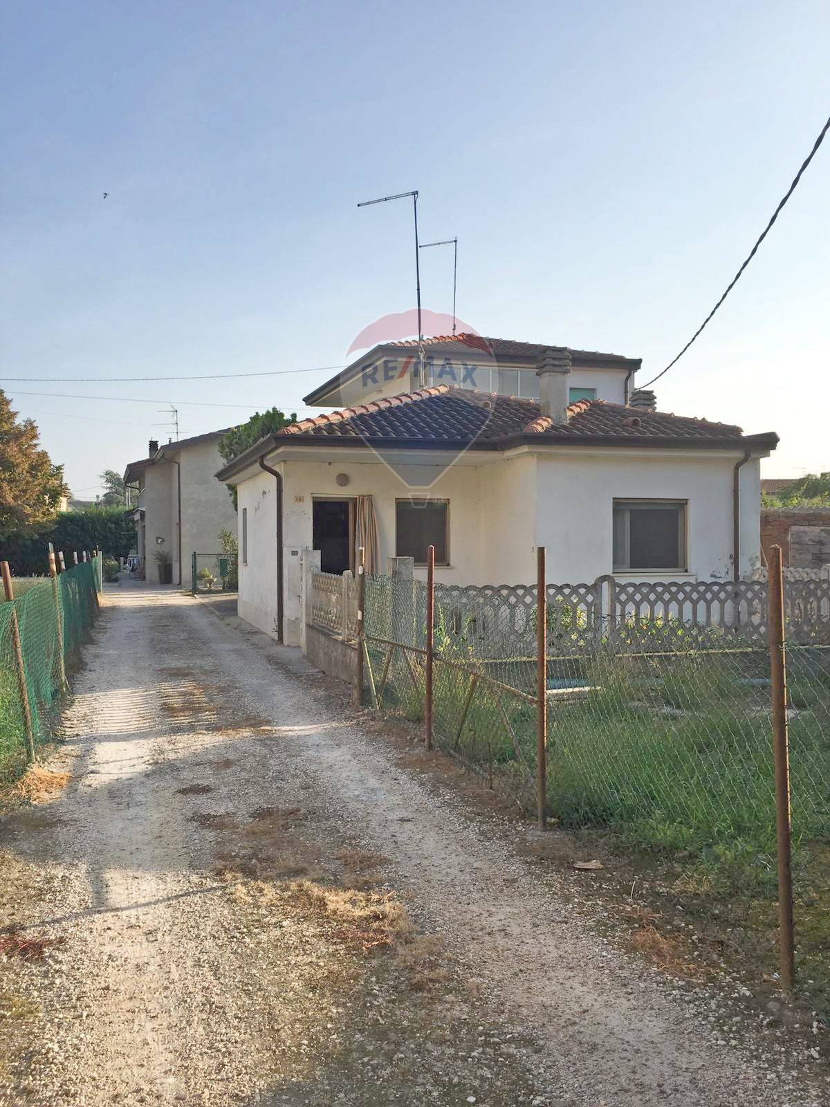 Villa Unifamiliare - Indipendente MESOLA vendita  Ariano  RE/MAX Sunbeam