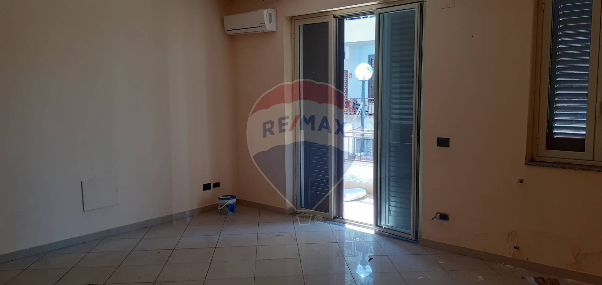  villafranca-tirrena vendita quart:  re-max-city-home