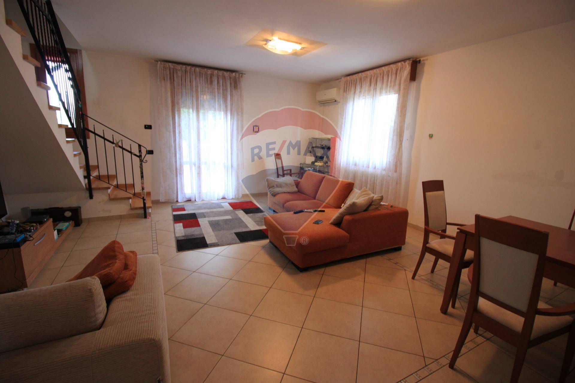  ariano nel polesine vendita quart:  re/max sunbeam