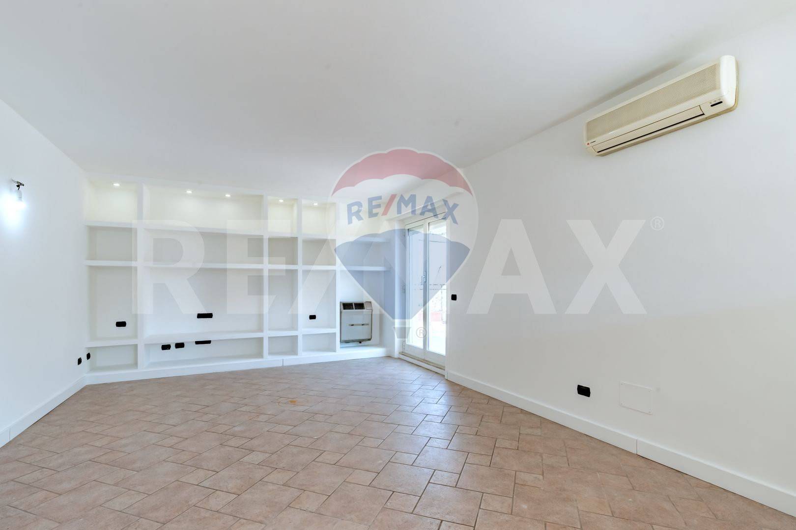 Attico ROMA vendita  Cassia  RE/MAX Titanus