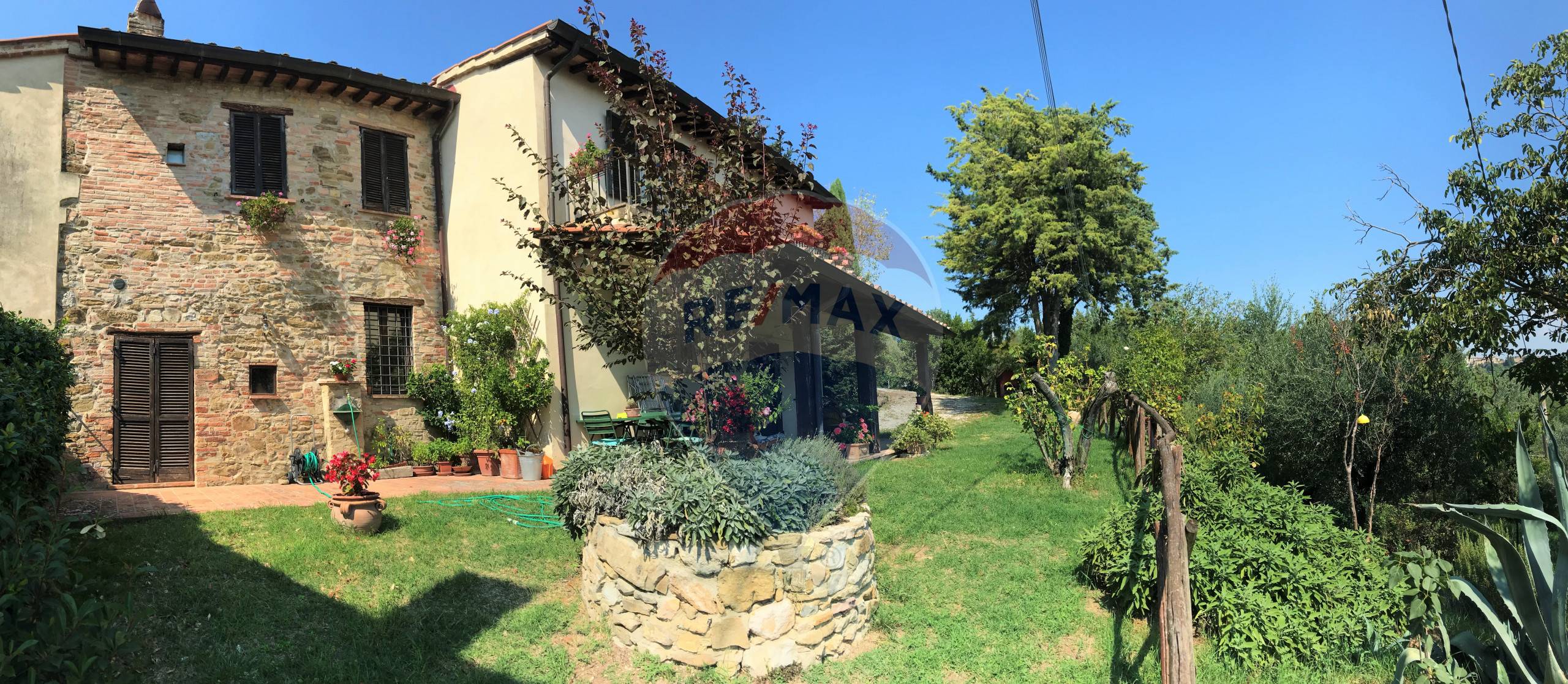 Villa MARSCIANO vendita  Spina  RE/MAX Famosa