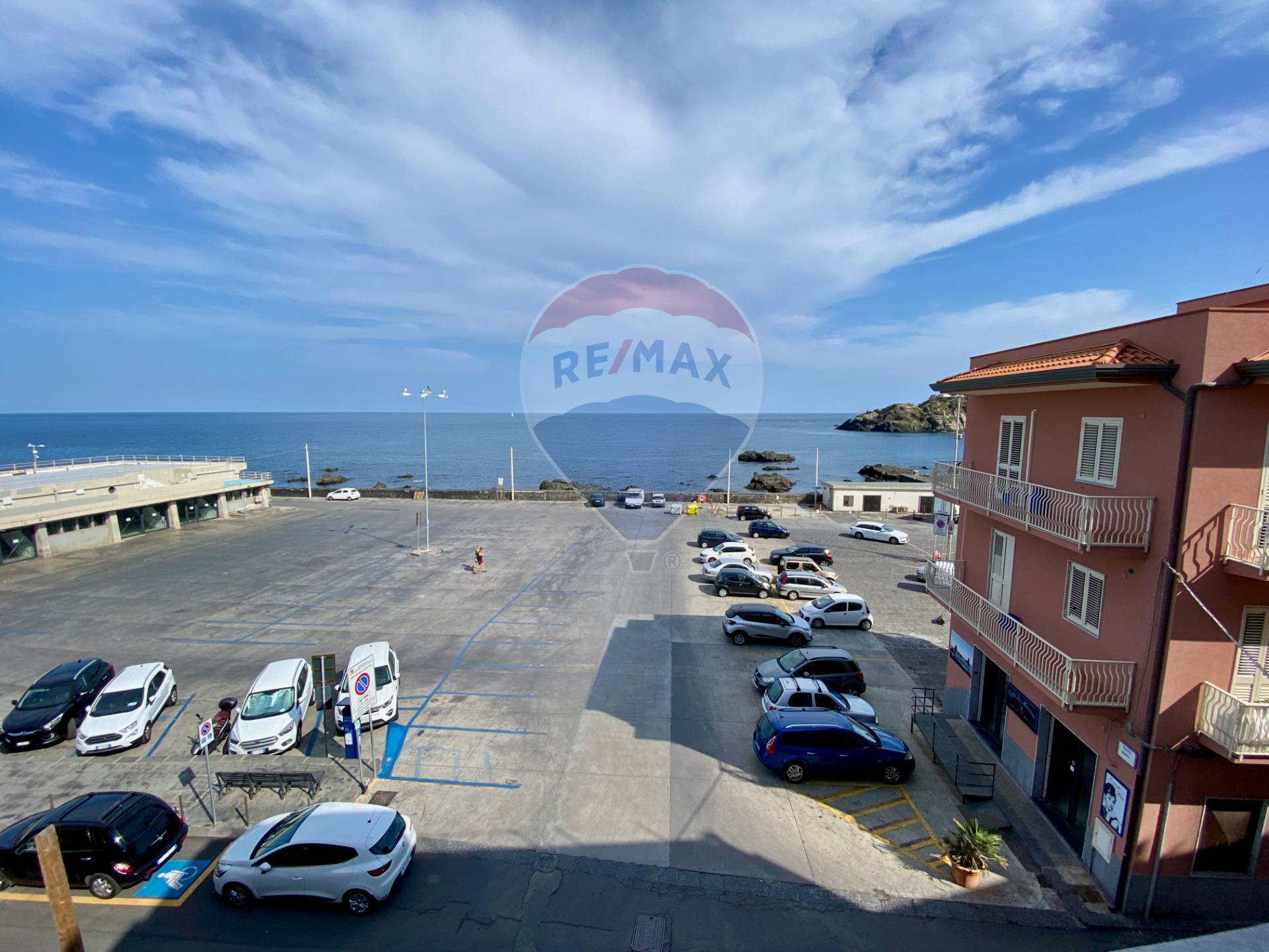 Villa Unifamiliare - Indipendente ACI CASTELLO vendita  Acitrezza  RE/MAX Realizza