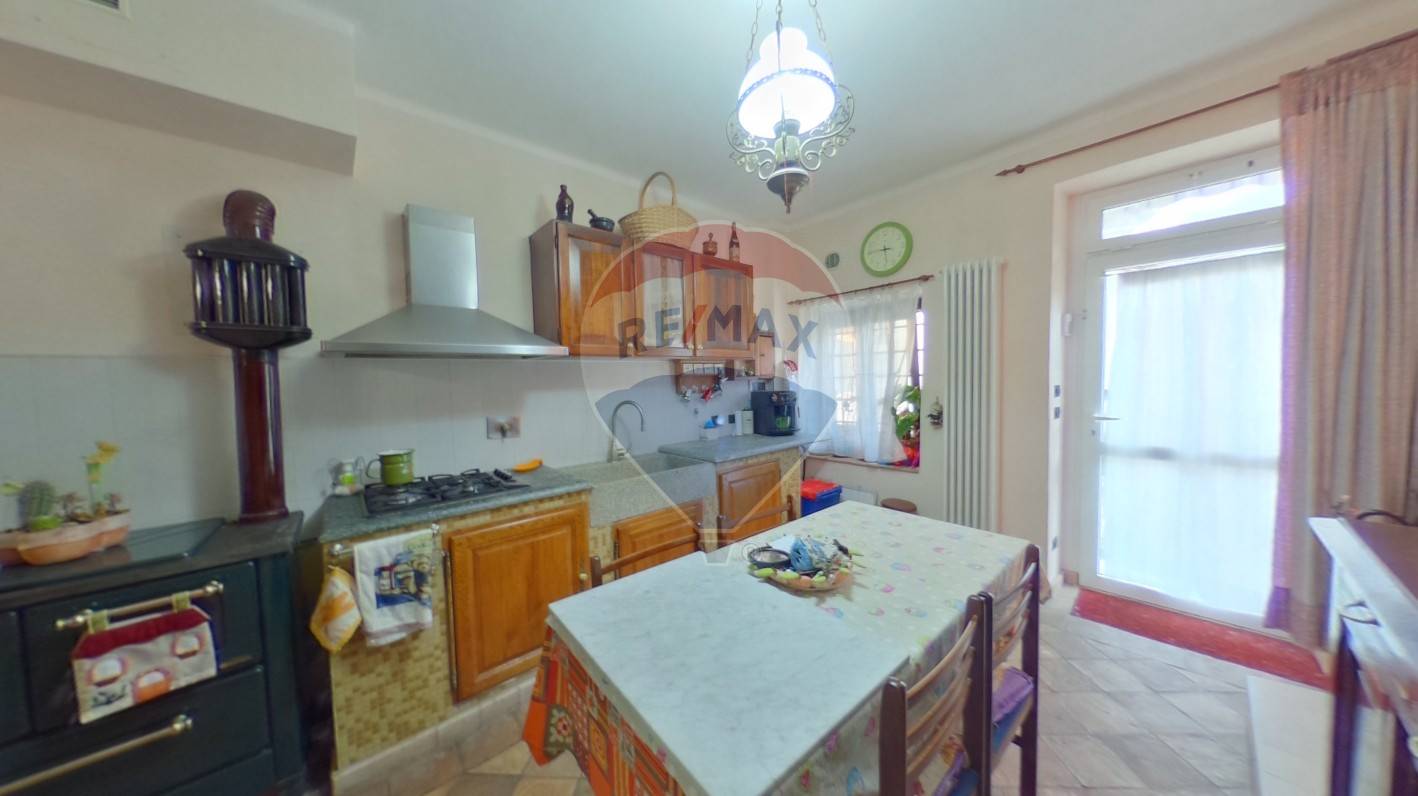 Villa Bifamiliare BALDISSERO TORINESE vendita    RE/MAX Vivere