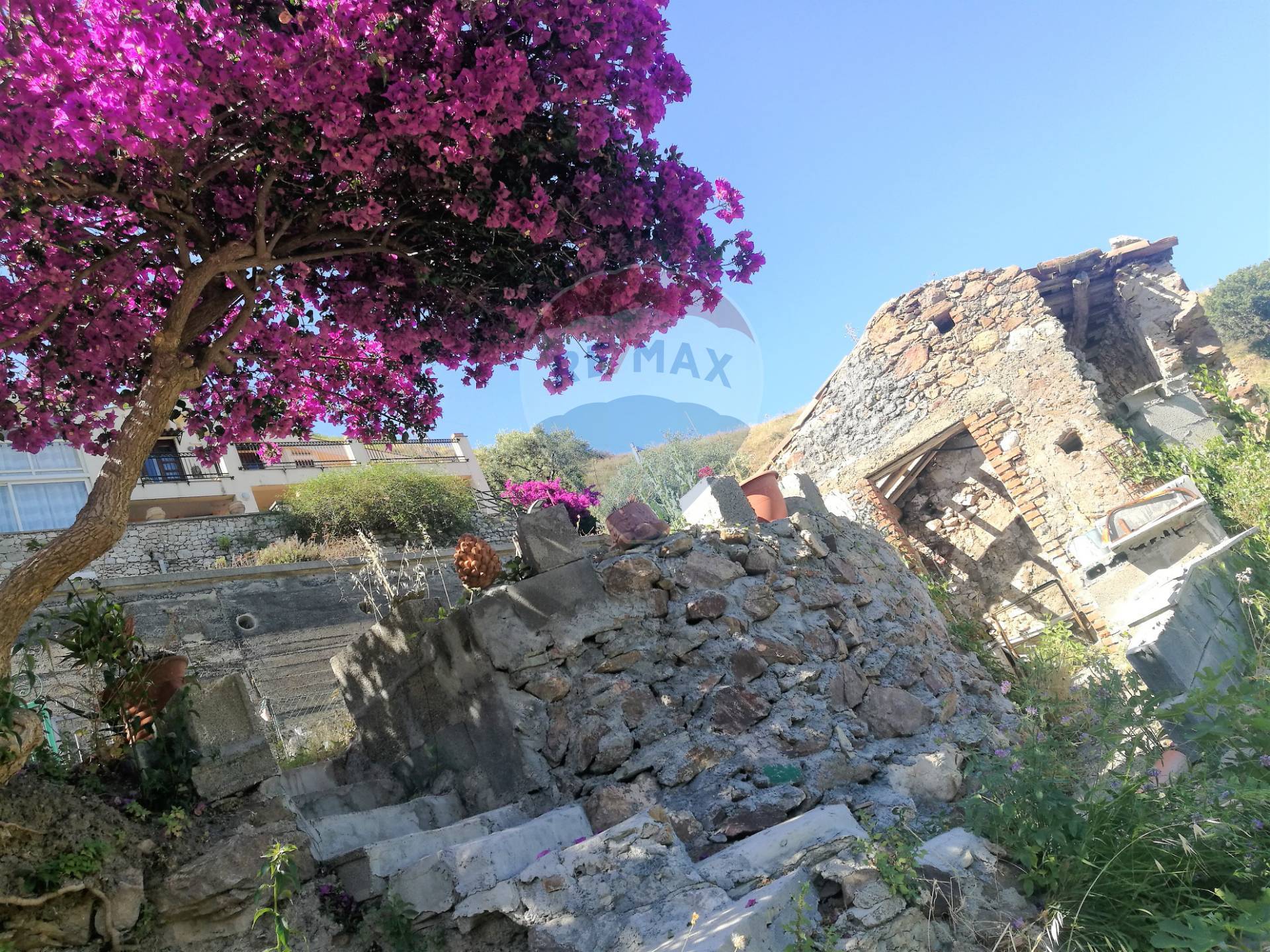 Villa Unifamiliare - Indipendente TAORMINA vendita  Centro  RE/MAX Crea Casa