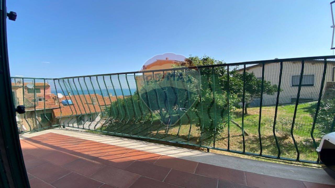  monte argentario vendita quart: porto santo stefano - centro re/max silver