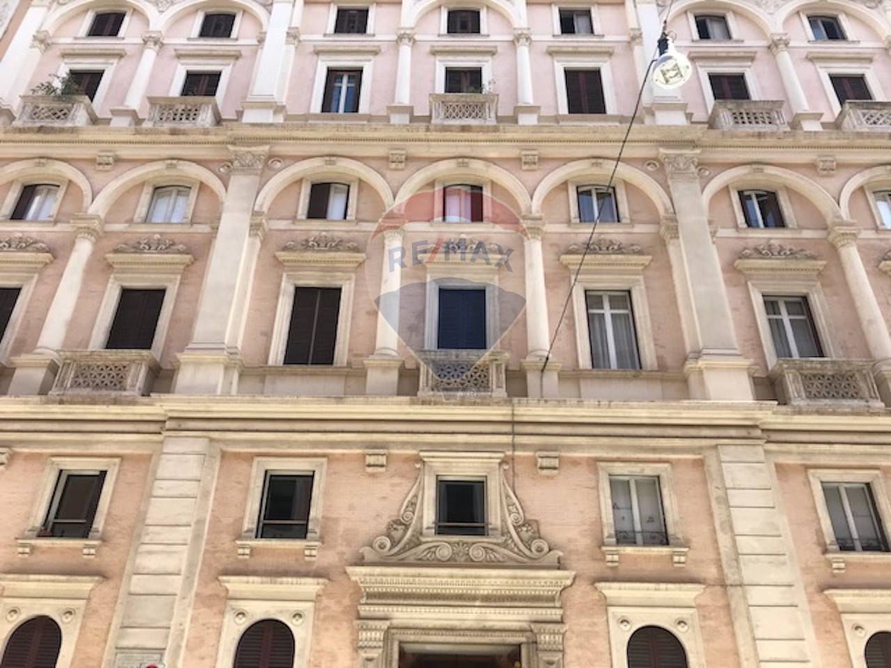 Appartamento ROMA affitto  Centro Storico  RE/MAX Property