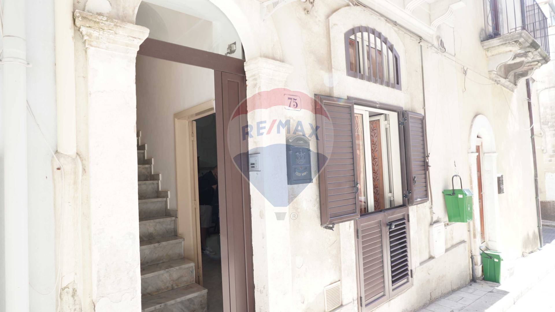 Villa Unifamiliare - Indipendente RAGUSA vendita  Centro  RE/MAX Prima Classe