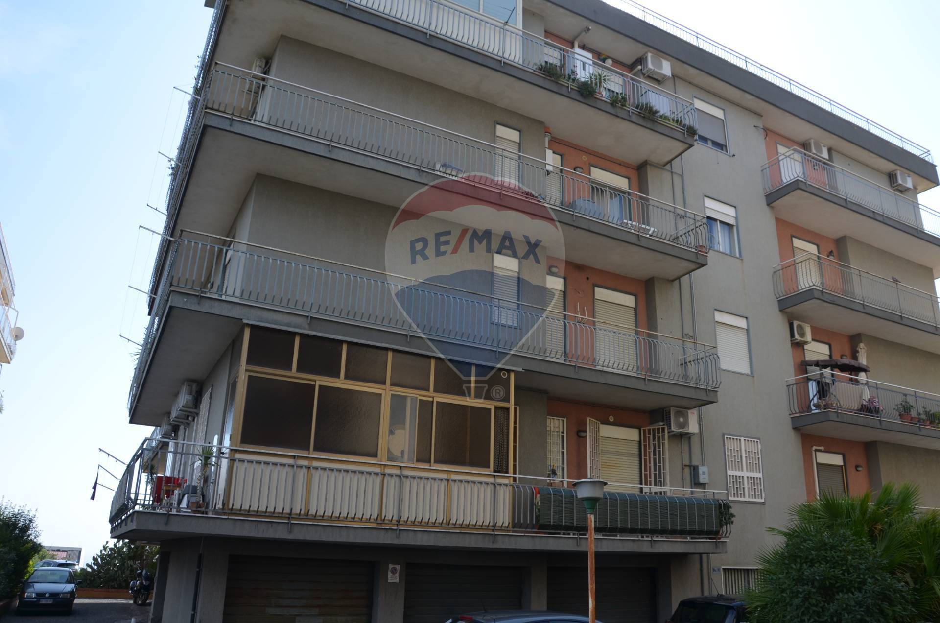 Appartamento SAN GIOVANNI LA PUNTA vendita  Trappeto  RE/MAX Domus Nova