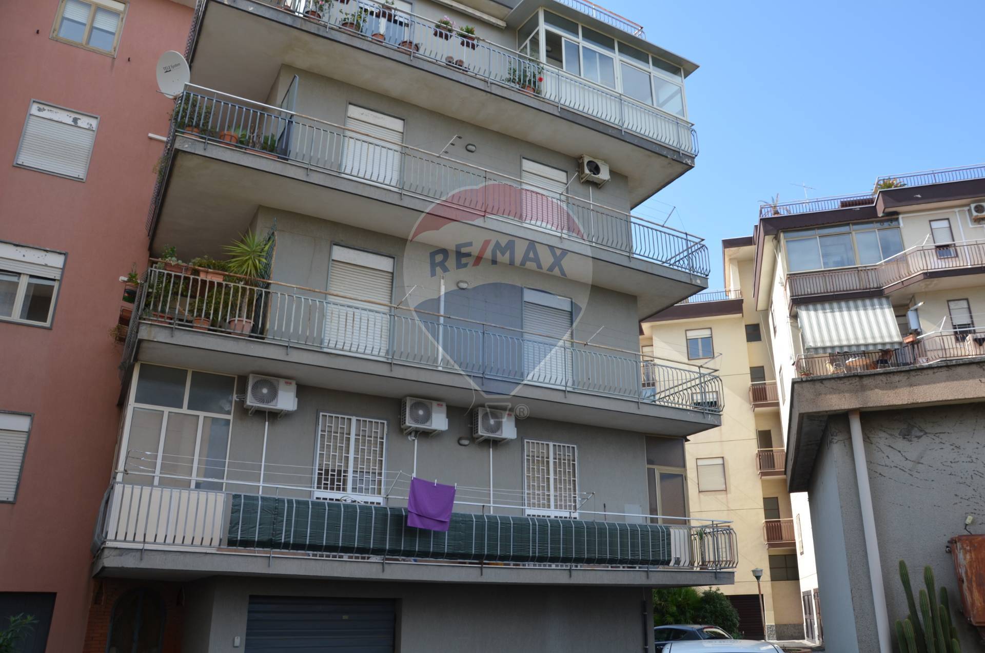 Appartamento SAN GIOVANNI LA PUNTA vendita  Trappeto  RE/MAX Domus Nova