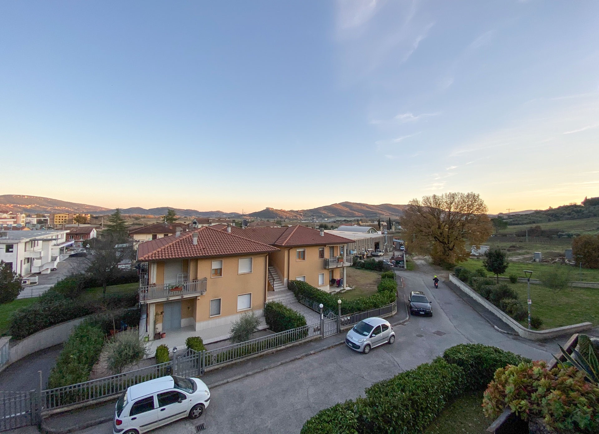 Appartamento MAGIONE vendita    RE/MAX Famosa