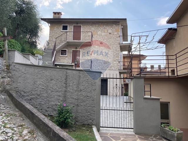 Rustico - Cascina BRENZONE vendita    RE/MAX Lago