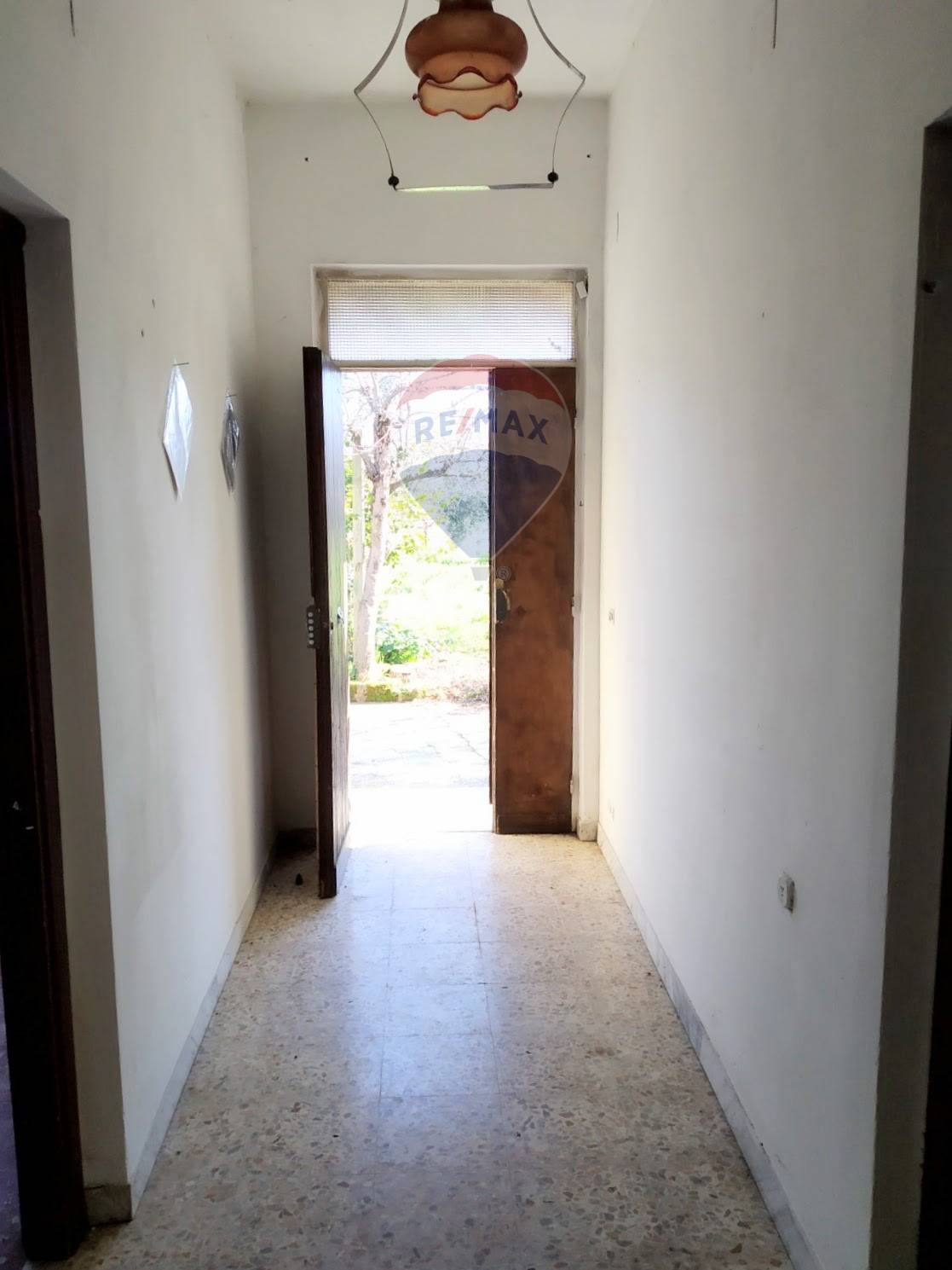 Villa Unifamiliare - Indipendente VELLETRI vendita    RE/MAX Castelli