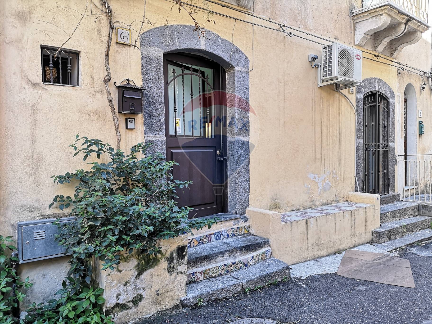  catania vendita quart: centro storico re/max city home