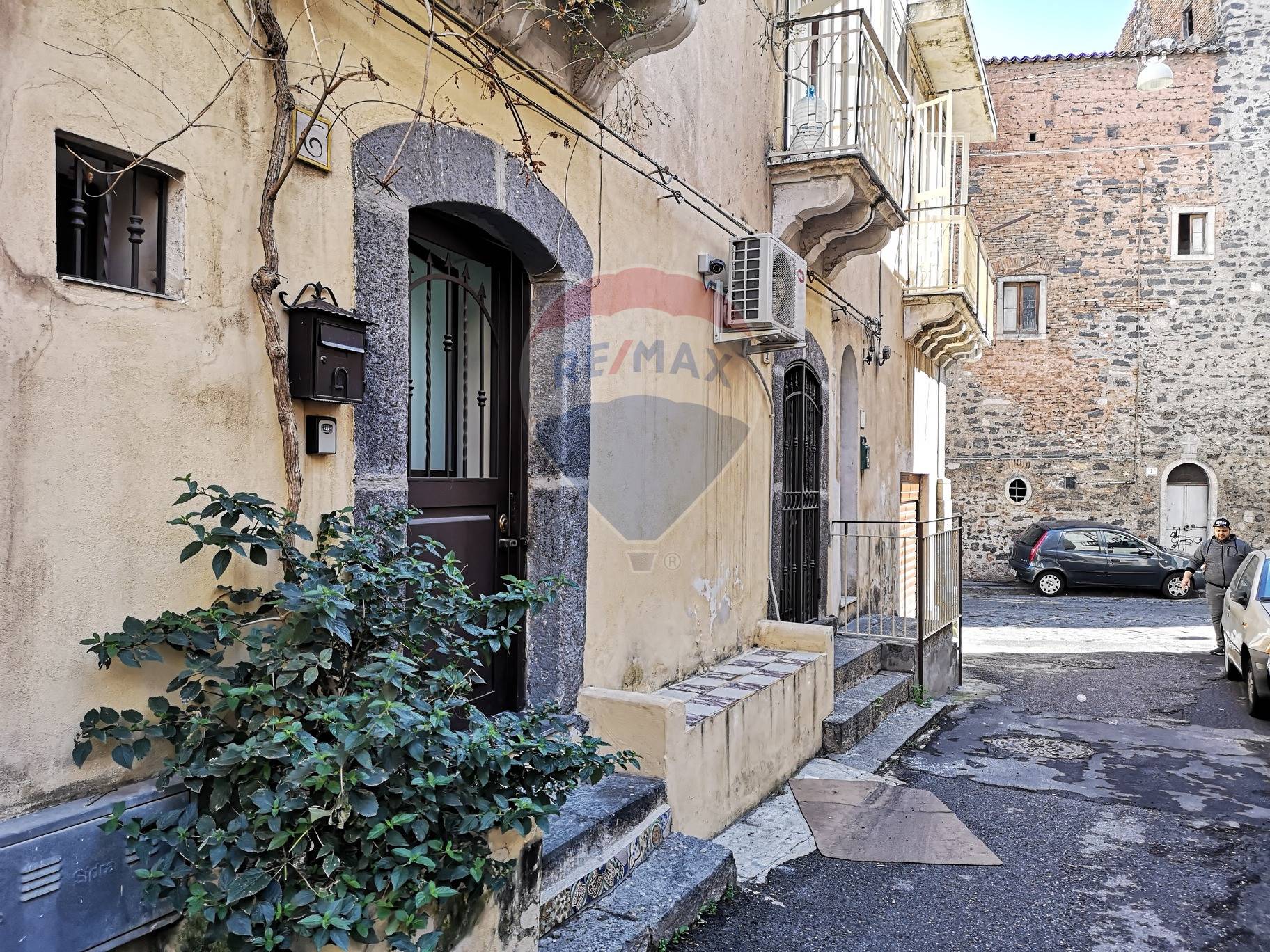Villa Unifamiliare - Indipendente CATANIA vendita  Centro Storico  RE/MAX City Home