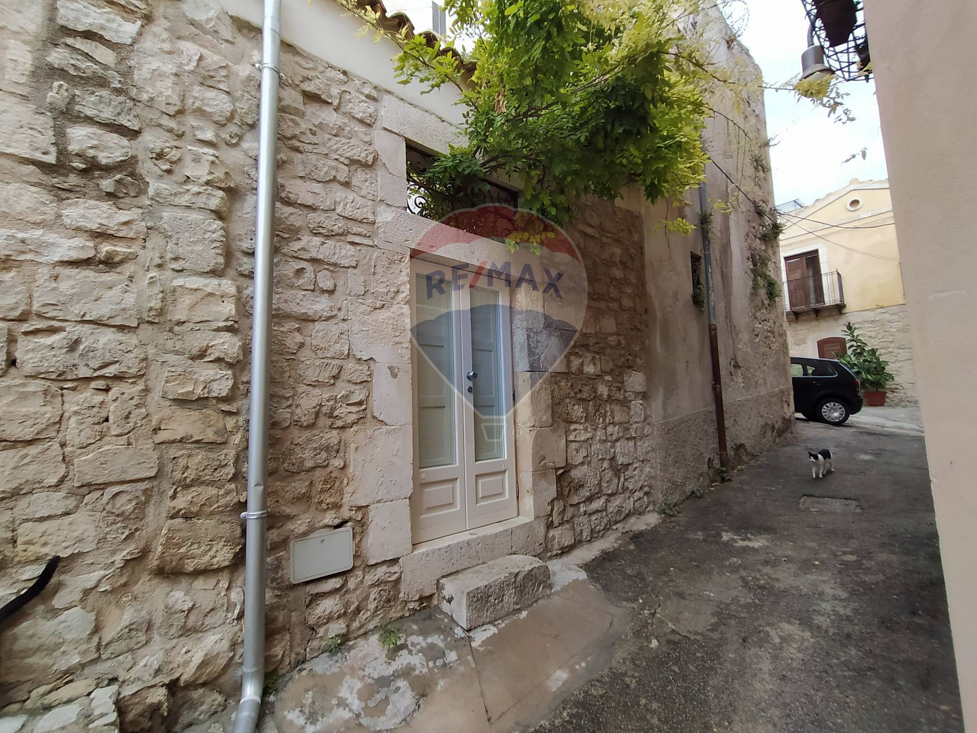  modica vendita quart: centro storico re/max prima classe
