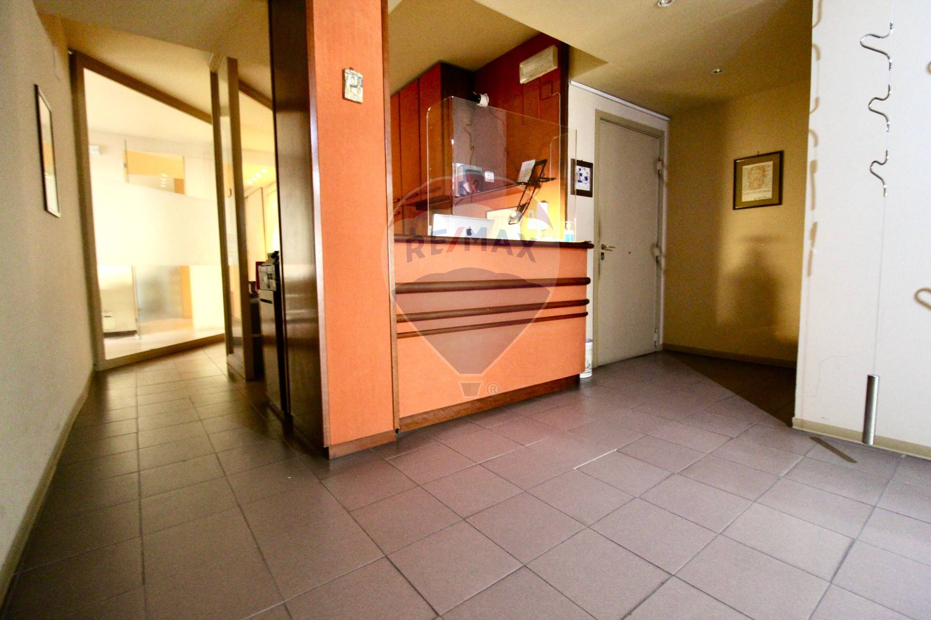  catania affitto quart: province re-max-kleos