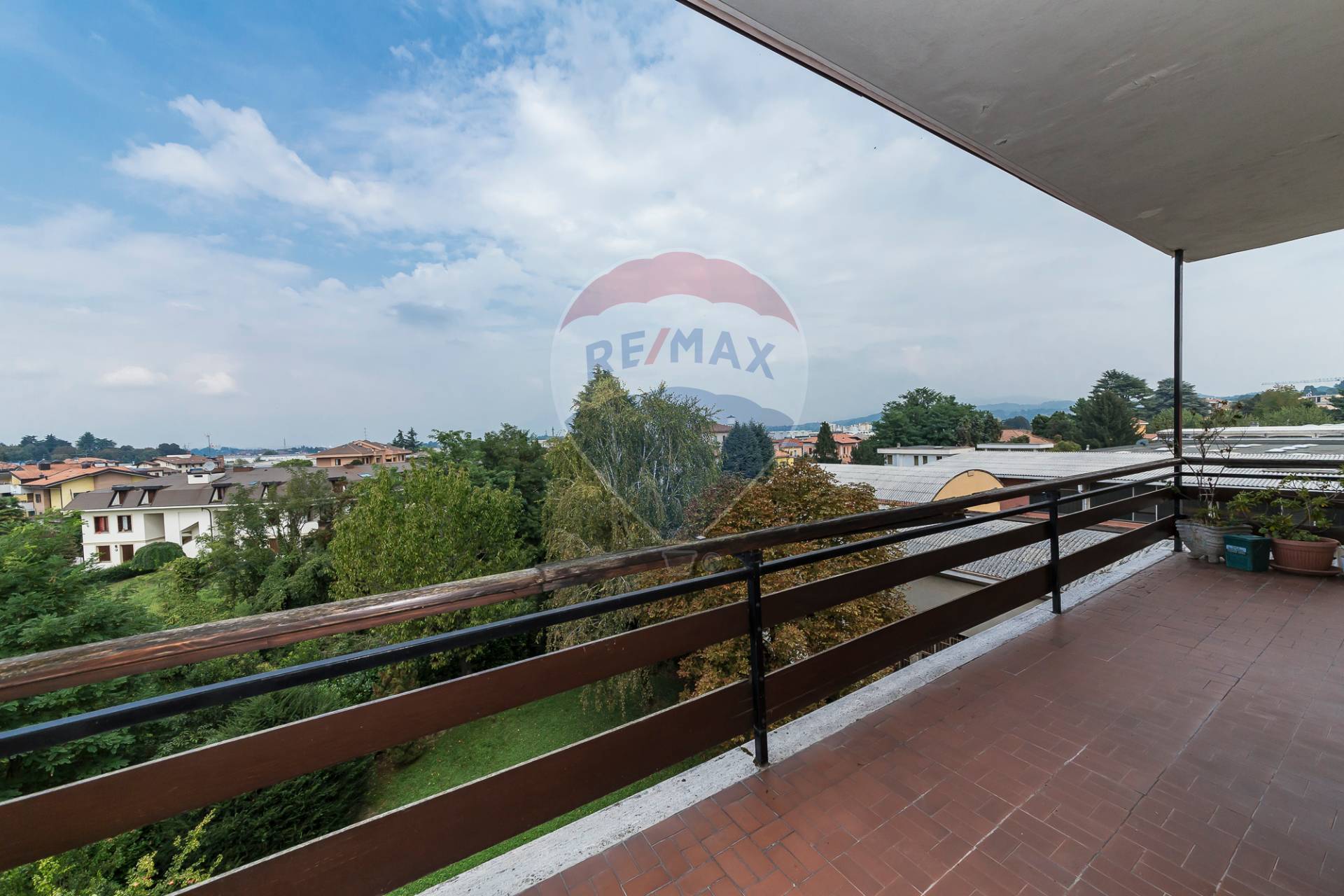 Appartamento BESANA IN BRIANZA vendita    RE/MAX Futura Immobiliare