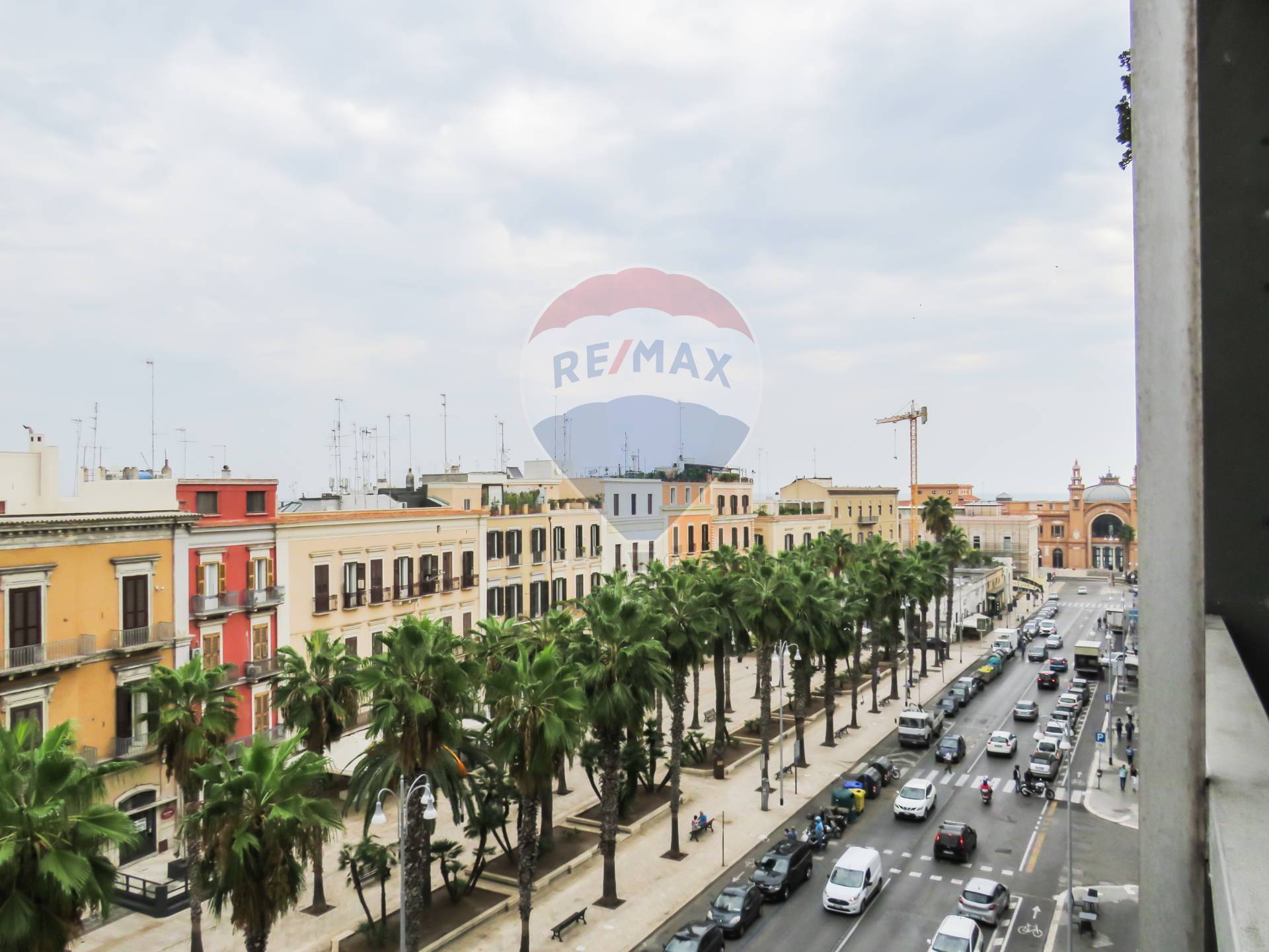 Ufficio - Loc.Com. BARI affitto  Murat  RE/MAX Oltre