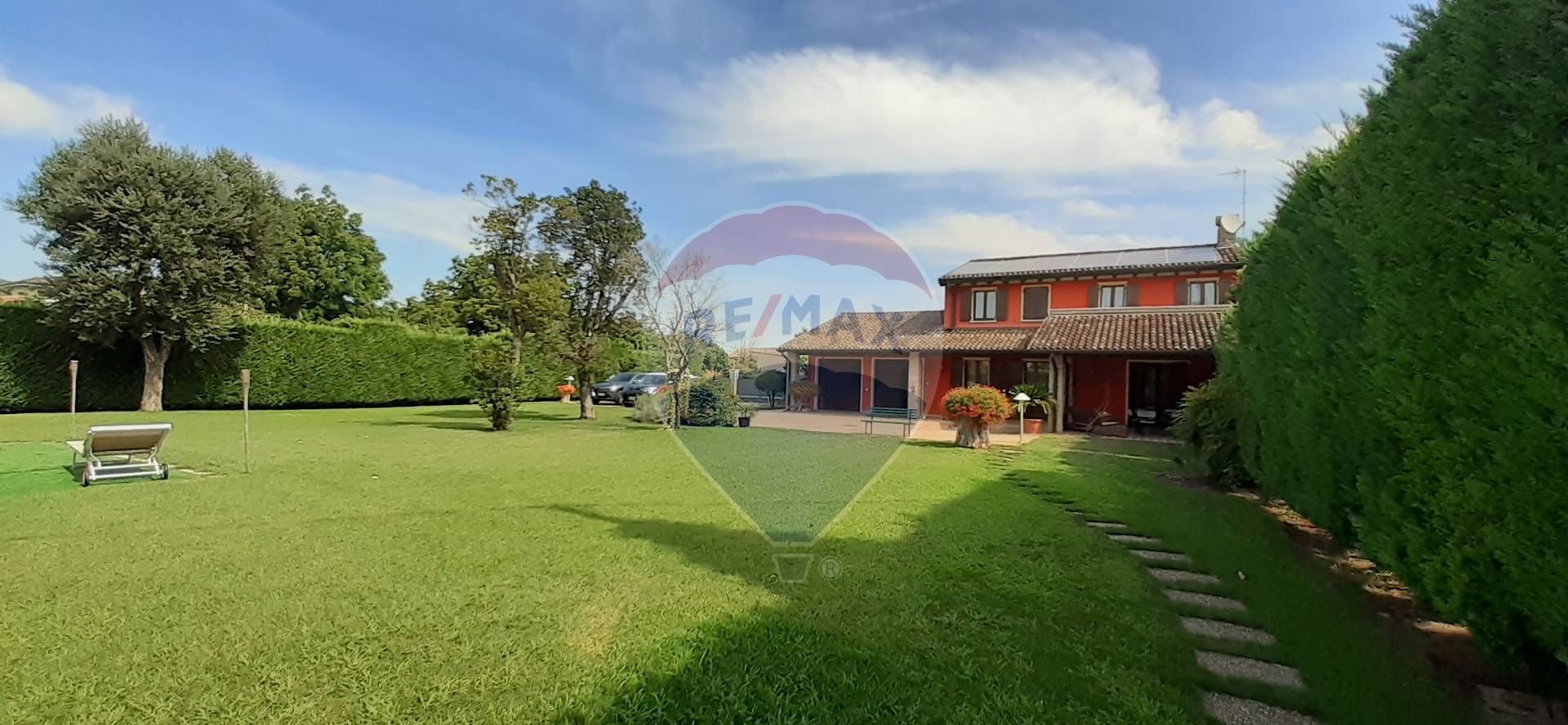 Villa PIUBEGA vendita    RE/MAX Expo 7