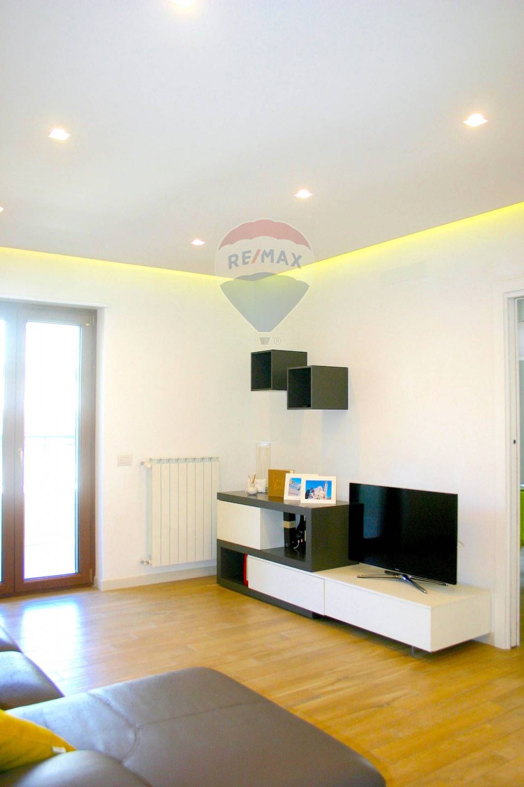 Appartamento BARI vendita  S. Girolamo  RE/MAX Oltre