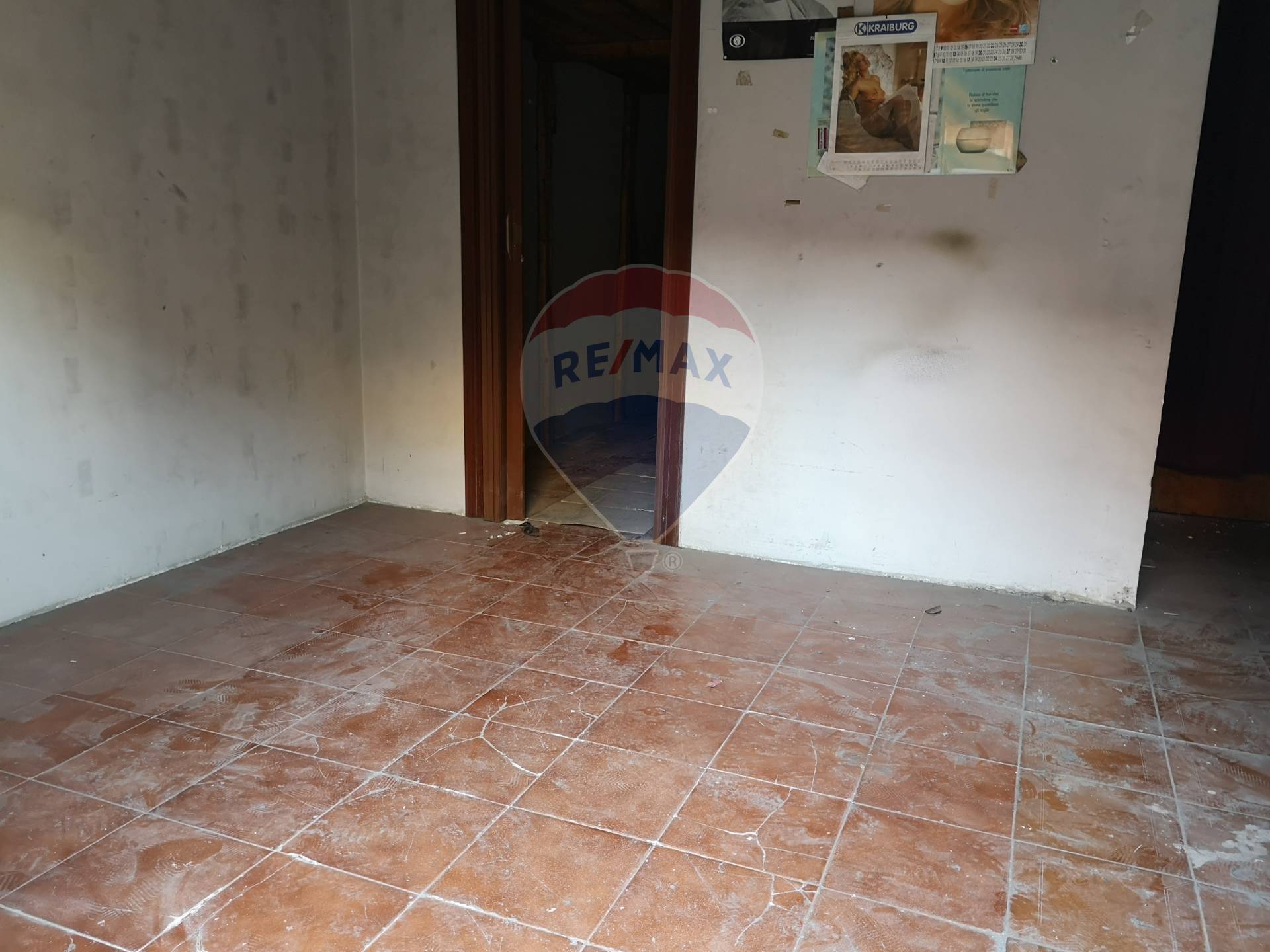 Negozio - Loc.Com. CATANIA affitto  Viale M. Rapisardi - Lavaggi  RE/MAX Estates