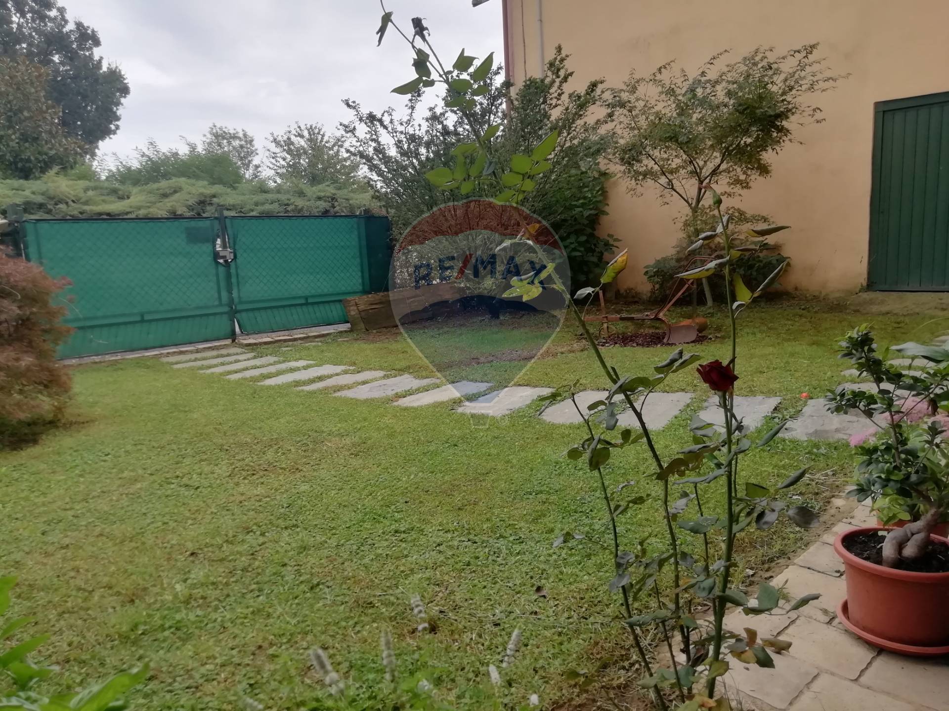 Villa Bifamiliare ROASIO vendita    RE/MAX Unit