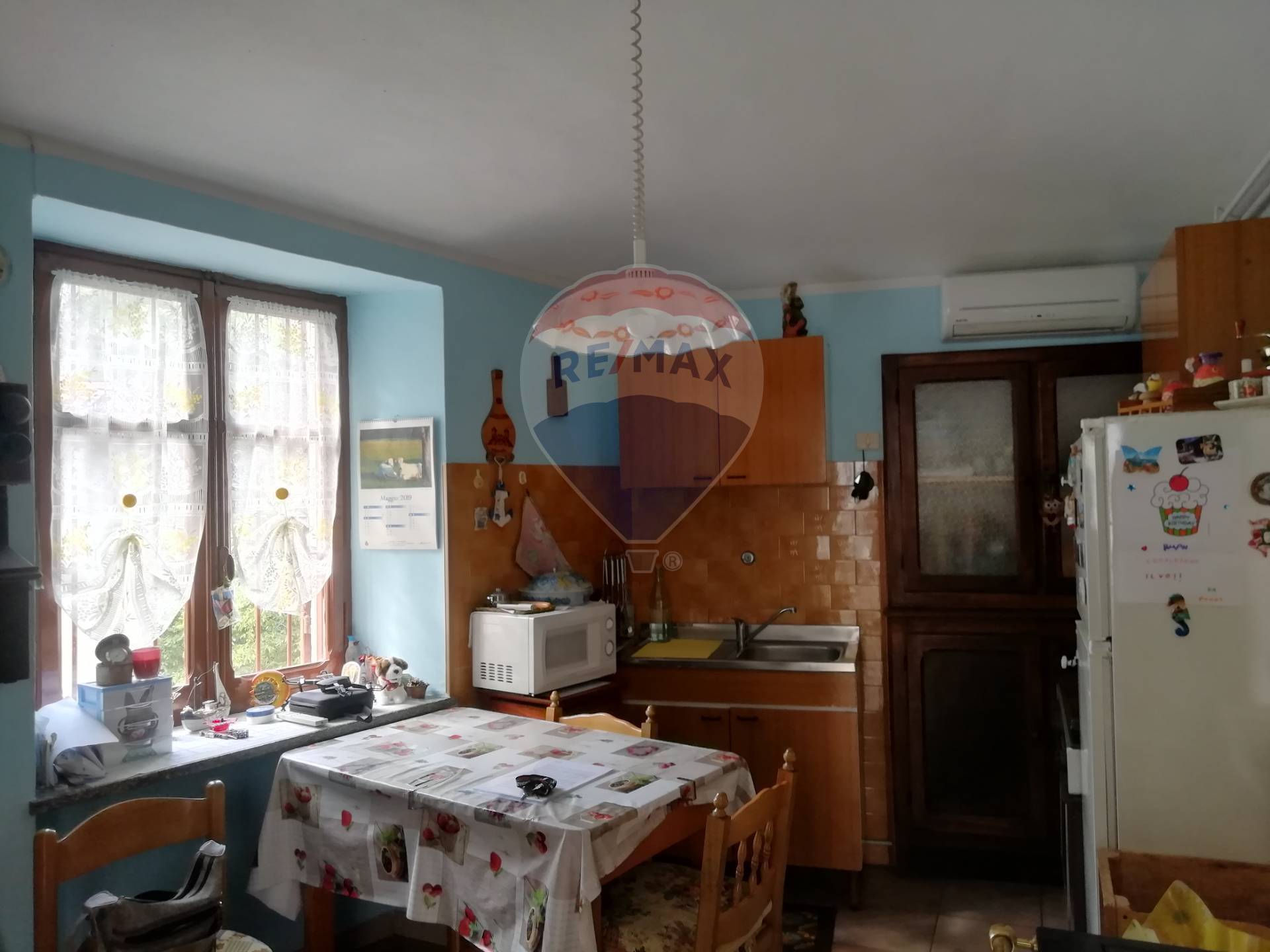 Villa Bifamiliare MAGNANO vendita    RE/MAX Unit