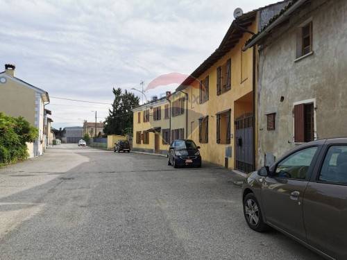 Villa Bifamiliare COZZO vendita    RE/MAX Unit