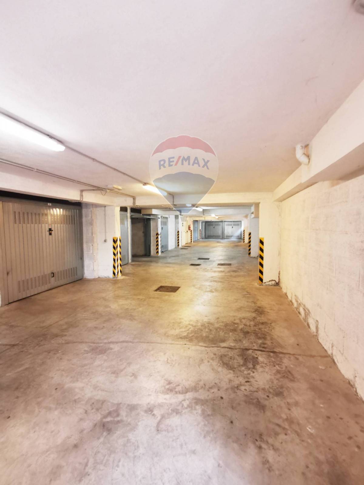 Box auto - Posto auto ROMA vendita  Colle Prenestino  RE/MAX Diamond