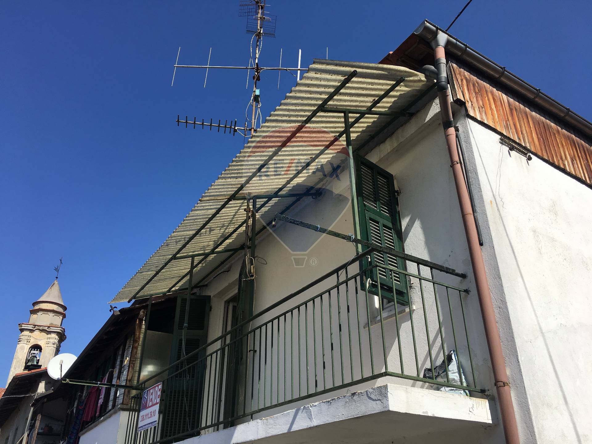 Villa Bifamiliare CAIRO MONTENOTTE vendita  Rocchetta  RE/MAX Med