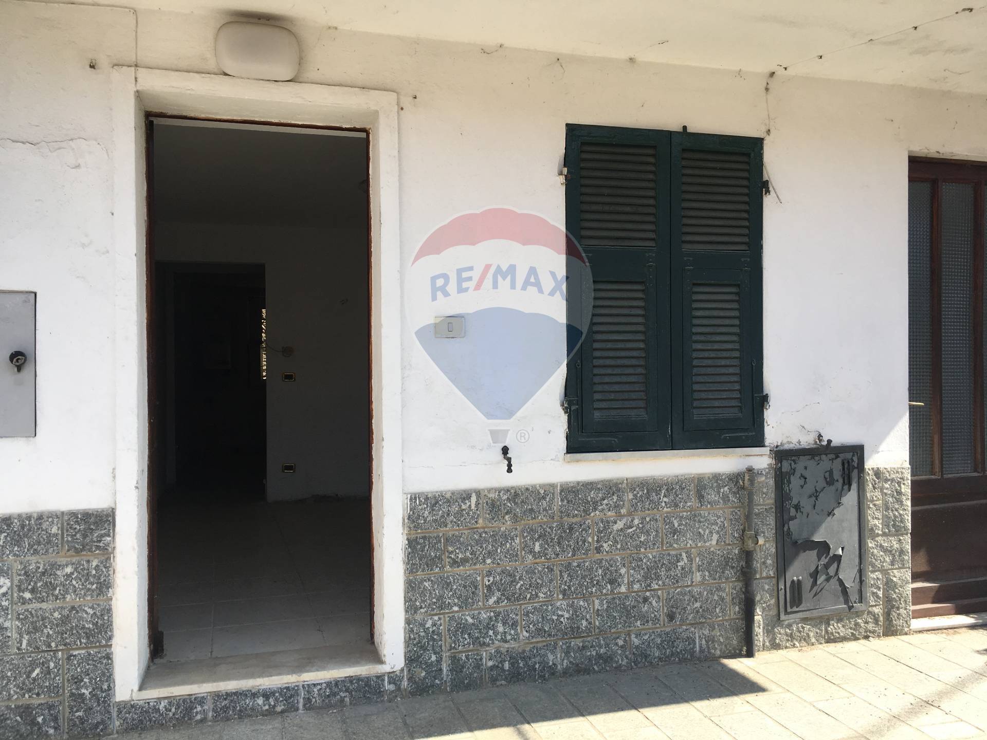 Villa Bifamiliare CAIRO MONTENOTTE vendita  Rocchetta  RE/MAX Med