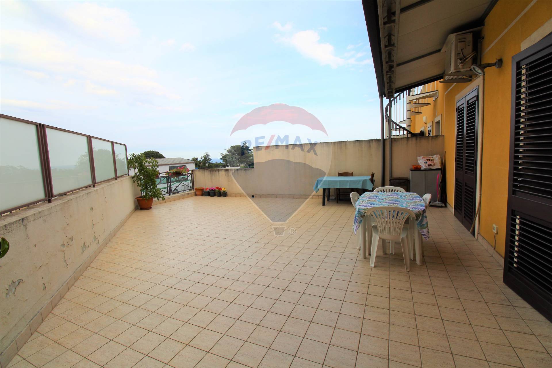  giarre vendita quart: trepunti re/max city home