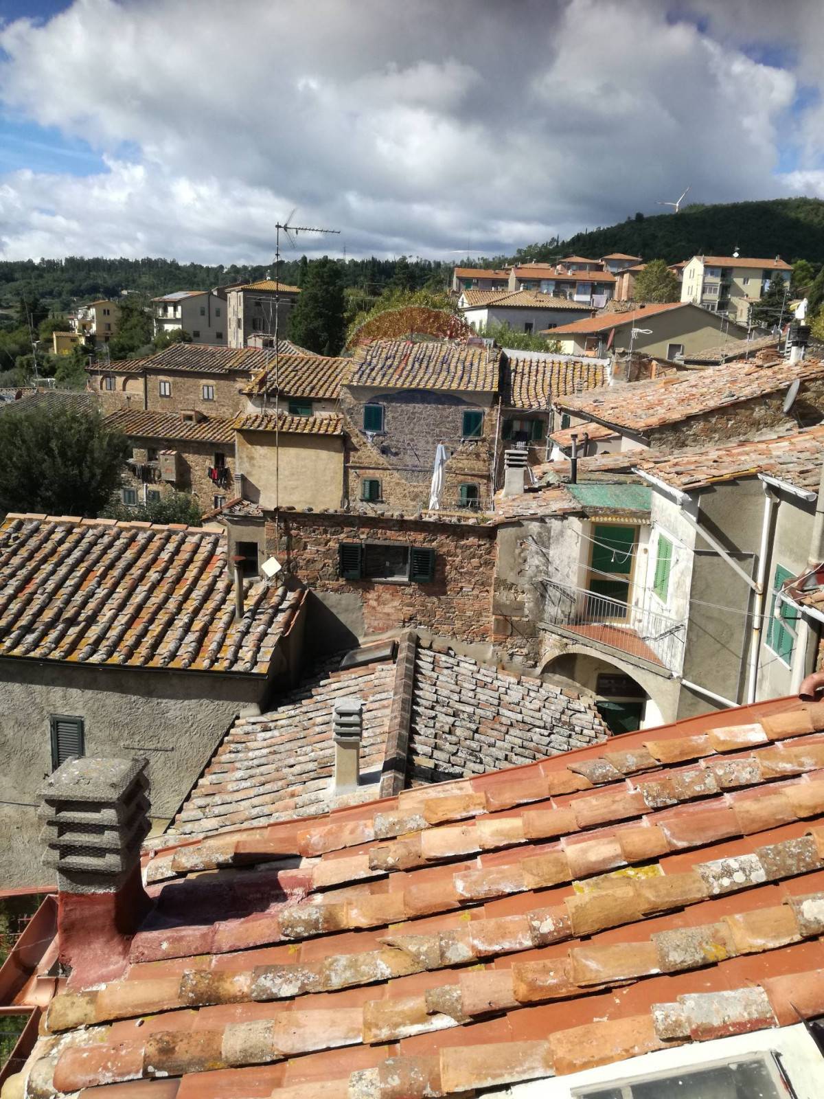  montecatini val di cecina vendita quart:  re/max premiere