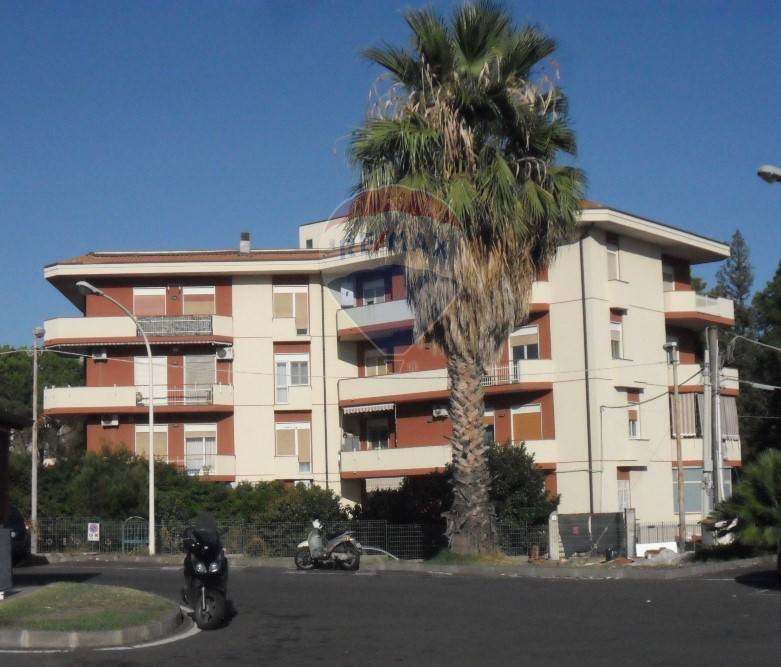 Appartamento GRAVINA DI CATANIA vendita    RE/MAX City Home