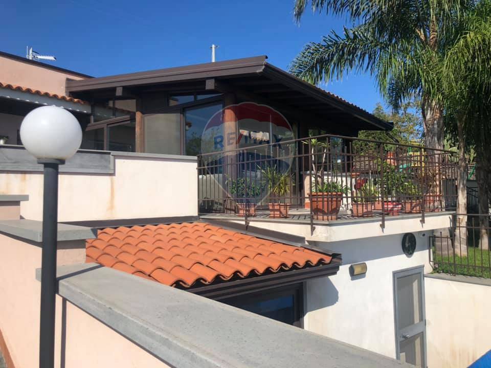 Villa MASCALI vendita  Porto Salvo  RE/MAX Crea Casa