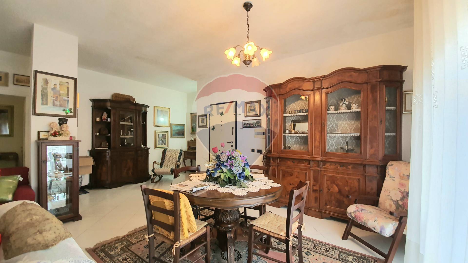 Villa Bifamiliare SELARGIUS vendita    RE/MAX Incontro
