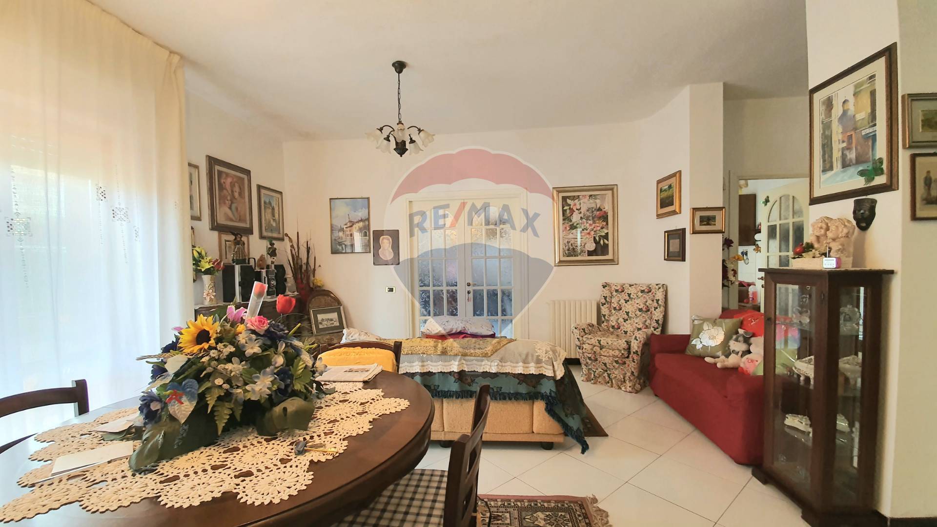 Villa Bifamiliare SELARGIUS vendita    RE/MAX Incontro
