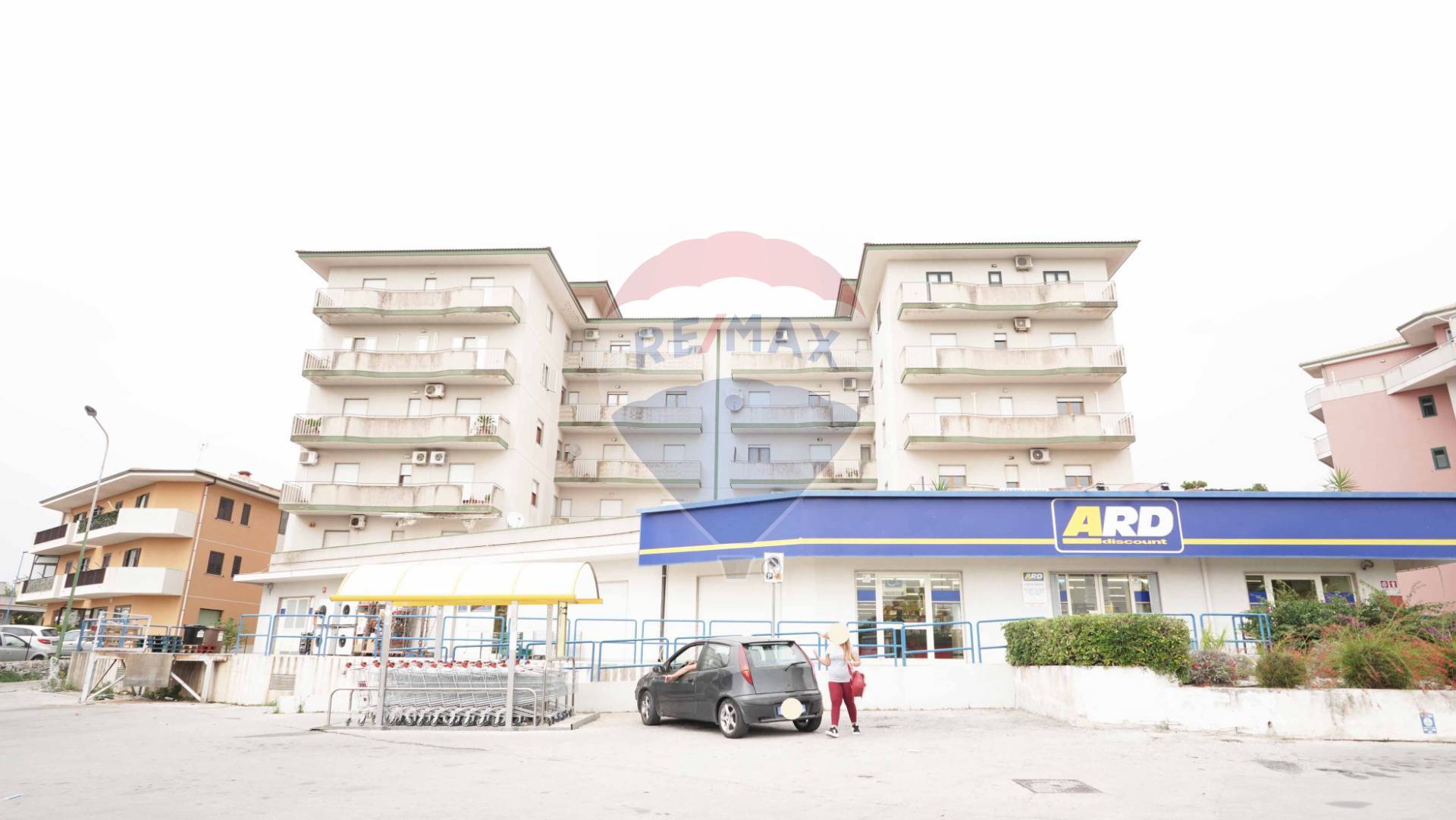  modica vendita quart: modica sorda re-max-prima-classe