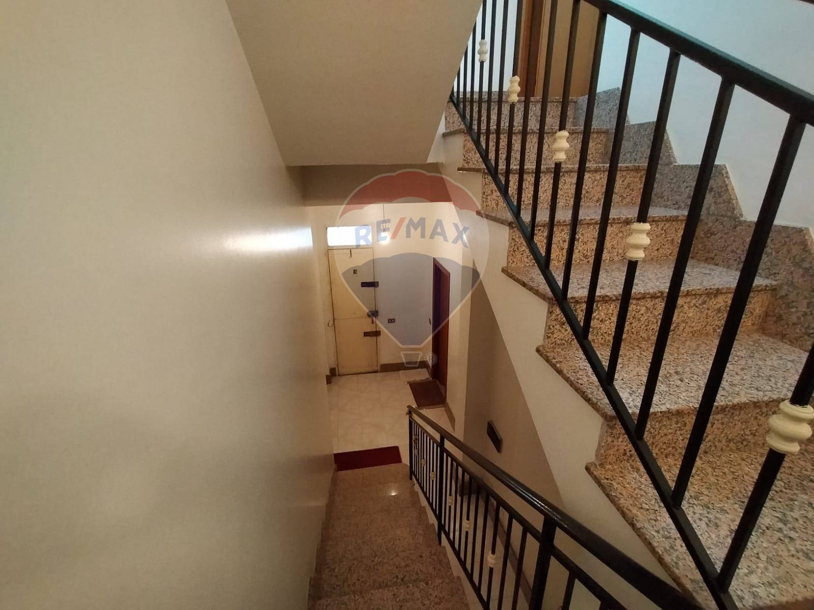 Villa Unifamiliare - Indipendente SANTA FLAVIA vendita    RE/MAX Master Home