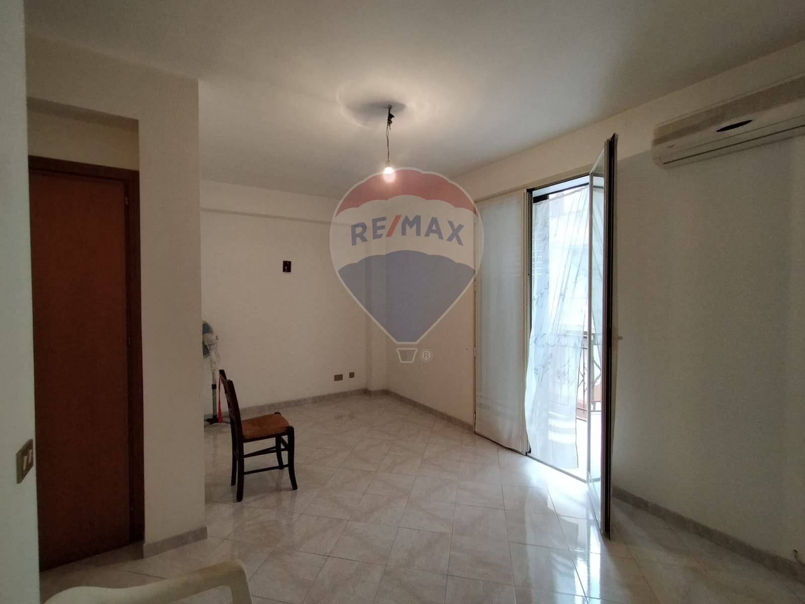 Villa Unifamiliare - Indipendente SANTA FLAVIA vendita    RE/MAX Master Home