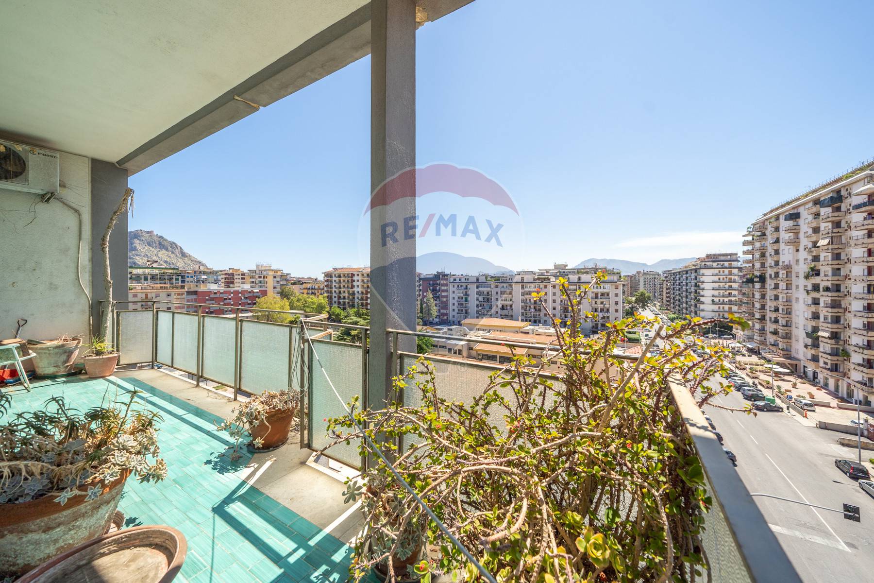  palermo vendita quart:  re/max hunters