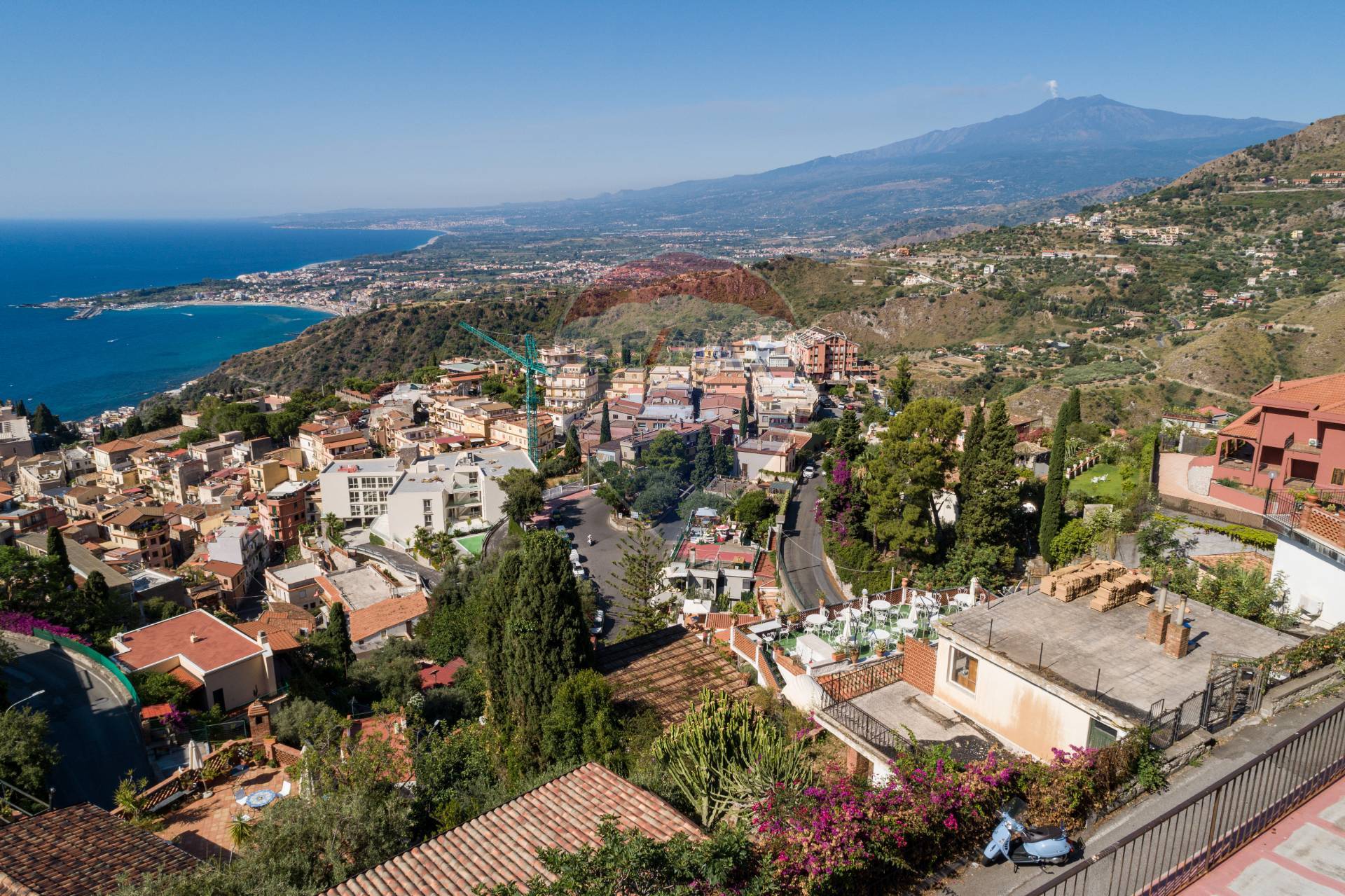 Villa Unifamiliare - Indipendente TAORMINA vendita  Leonardo da Vinci  RE/MAX Crea Casa